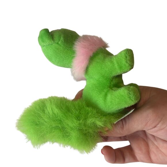 Vintage 2000s Neopets Plush – Green Wocky Cat (McDonald’s Toy) - Picture 7 of 9